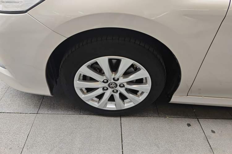 Used Toyota Camry 2019 Revised Version 2.0G Luxury Edition
