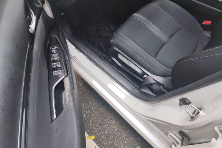 Used Honda Civic 2016 220TURBO CVT Luxury Edition
