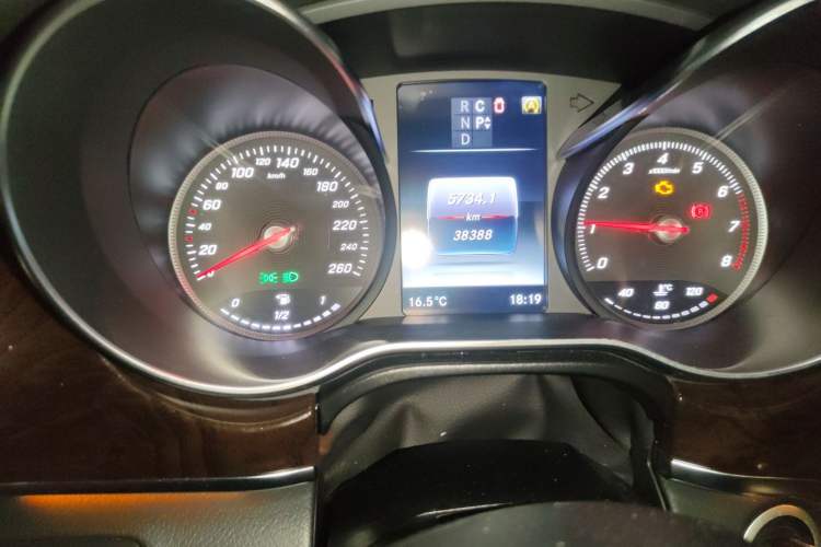 Used Mercedes-Benz V-Class 2018 V 260 L Prestige Extended Version China VI