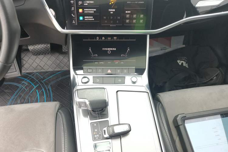 Used Audi A6L 2021 40 TFSI Luxury Dynamic Edition Gear Lever