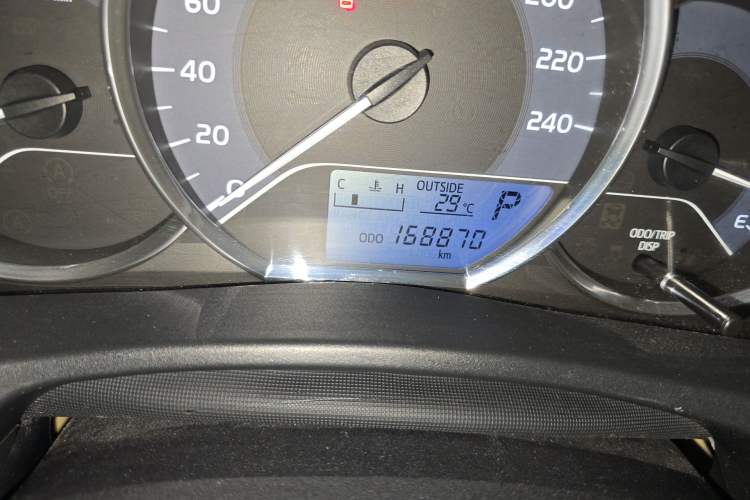 Used Toyota Corolla 2018 1.2T S-CVT GL Smart Enjoyment Version Odometer Close Up