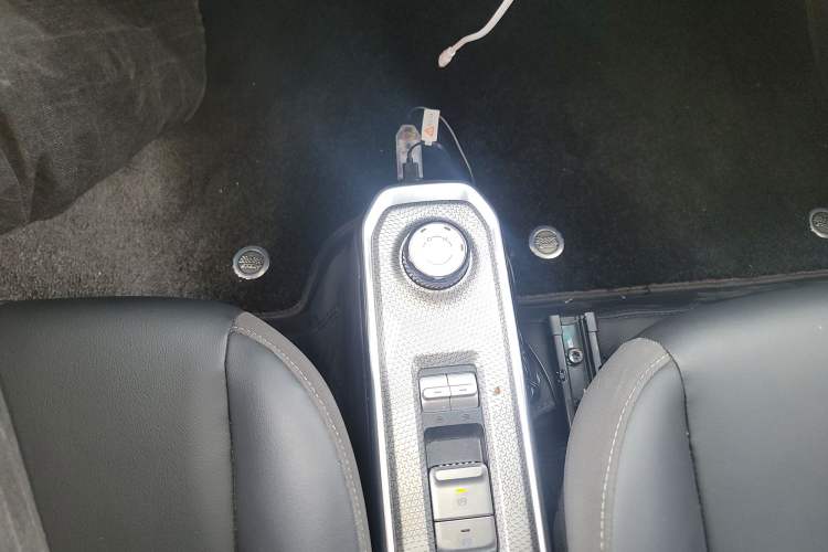 Used Baojun Spark 2023 Intelligent Premium Edition Gear Lever