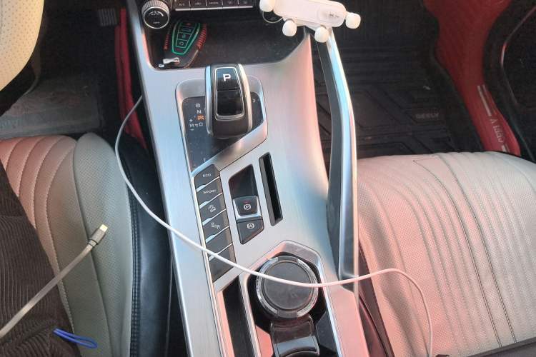 Used Geely Auto Coolray 2019 260T DCT Knight China VI Standard