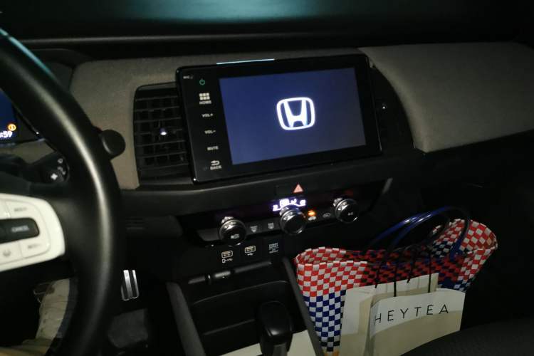 Used Honda LIFE 2021 1.5L CVT SPO-SS Dynamic Edition
