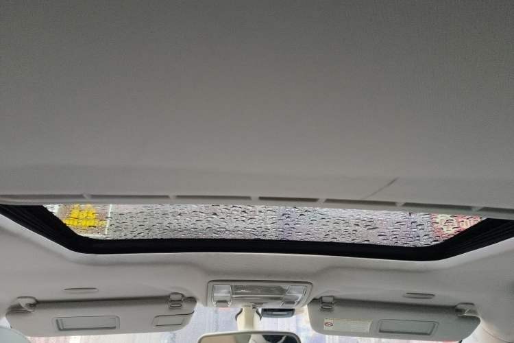 Used Hongqi H7 2013 2.0T Luxury Model
