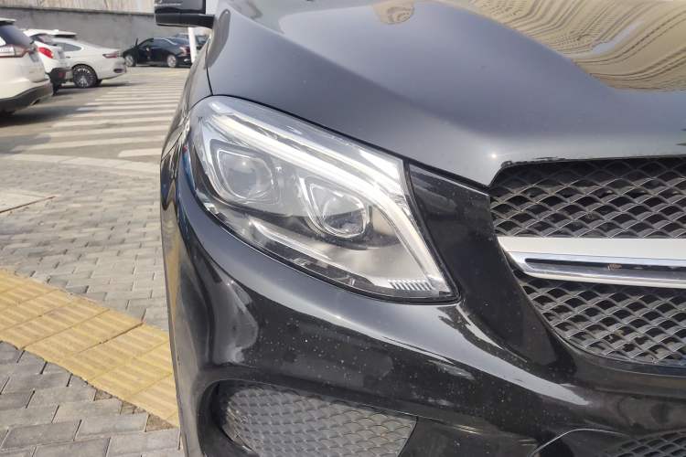 Used Mercedes-Benz GLE Coupe 2015 GLE 320 4MATIC Coupe SUV Right Front Headlight