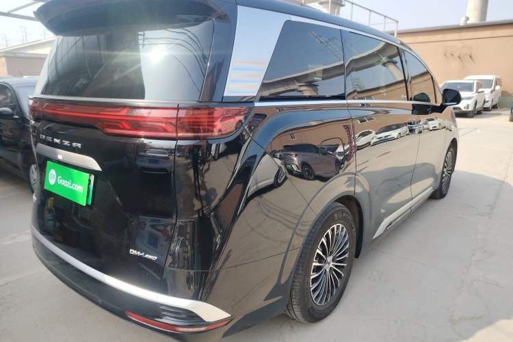 Used Denza D9 2022 DM-i 970 Four-Wheel Drive Prestige Model