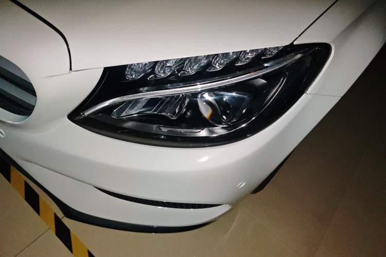 Used Mercedes-Benz C-Class 2016 C 200 L Sport Edition Left Front Headlight