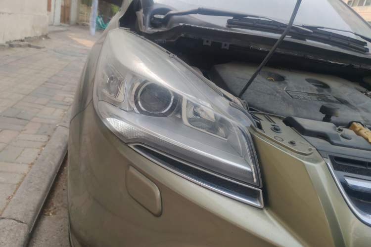 Used Ford Kuga 2013 2.0L GTDi Four-Wheel-Drive Sport Model
