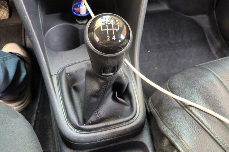 Used Volkswagen Polo 2016 1.4L Manual Fashion Model
