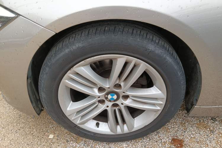 Used BMW 3 Series 2016 320Li Fashion Model Left Front Wheel Hub