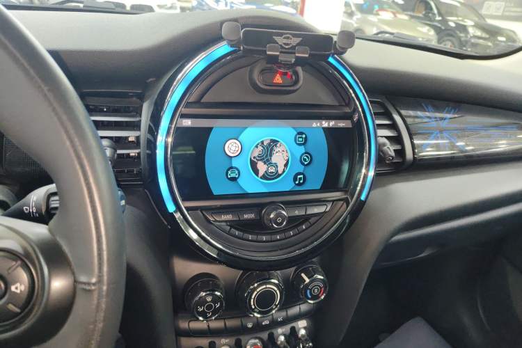 Used MINI MINI 2018 1.5T COOPER Classic Edition Five-Door Version