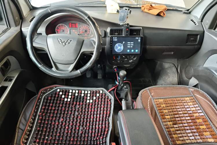 Used Wuling Rongguang 2021 1.5L Extended Standard-Grade Enclosed Window Vehicle Power-Assisted Version 5-Seater L3C
