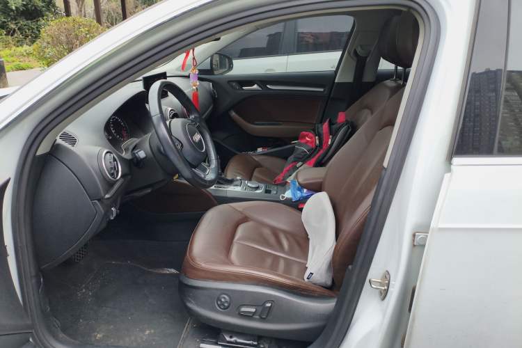 Used Audi A3 2014 Sportback 35 TFSI Automatic Comfort Model Left Front Seat