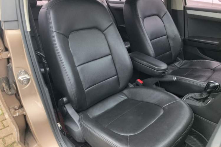 Used Volkswagen Jetta 2015 Value Edition 1.6L Automatic Comfort Version
