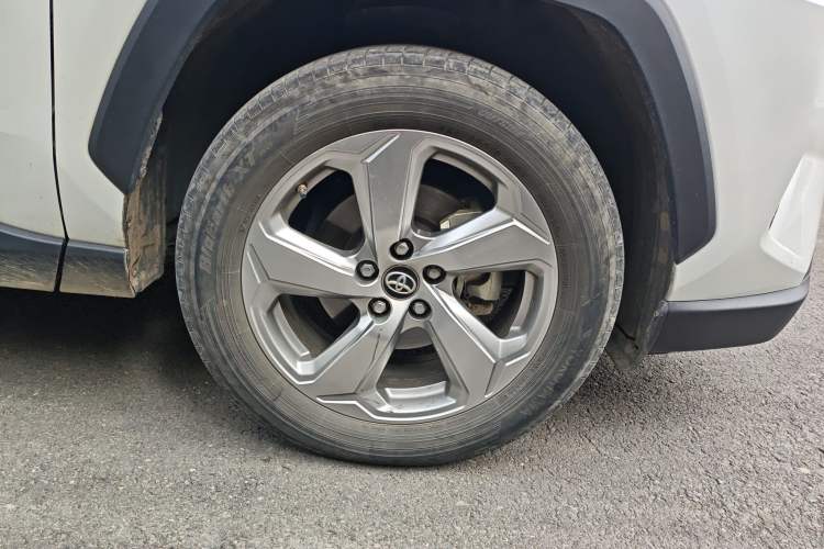 Used Toyota RAV4 2022 2.0L CVT Two-Wheel Drive Fashion Plus Edition
