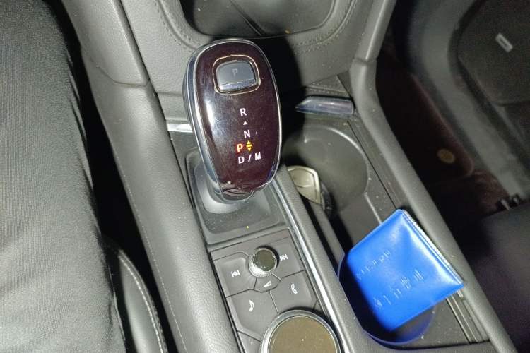 Used Cadillac XT6 2022 2.0T Six-Seater Four-Wheel Drive Luxury 120th Anniversary Limited Edition