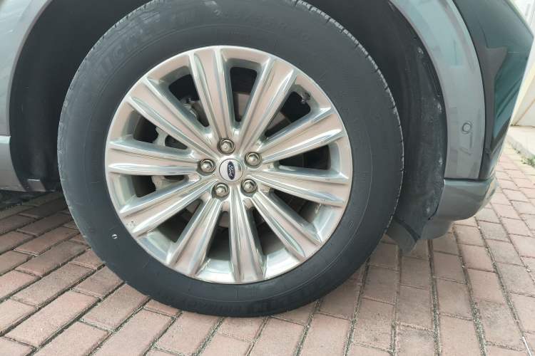 Used Ford Explorer 2020 EcoBoost 285 4x4 Titanium Edition 6 Seats
