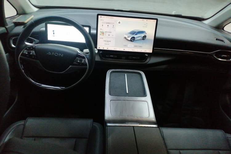 Used AION V 2024 Plus 70 Star Edition Lithium Iron Phosphate
