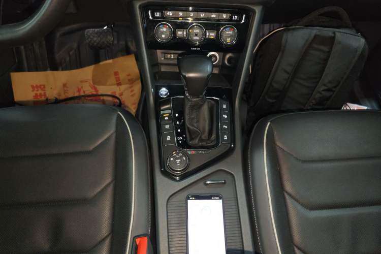 Used Volkswagen Tiguan L 2017 380TSI Automatic All-Wheel-Drive Flagship Edition
