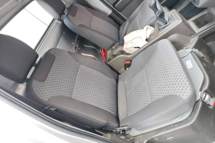 Used Wuling Rongguang New Truck 2023 1.5L Single-Row Base Version LAR Right Front Seat