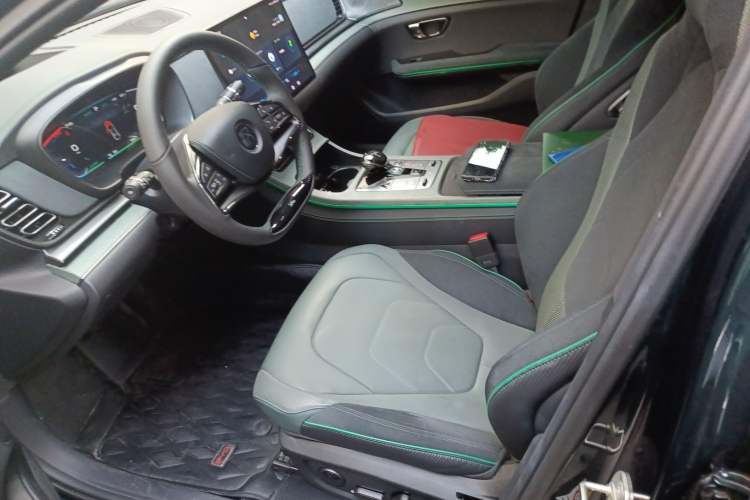 Used BYD Han 2022 EV 610 km All-Wheel-Drive Qianshan Cui Limited Edition