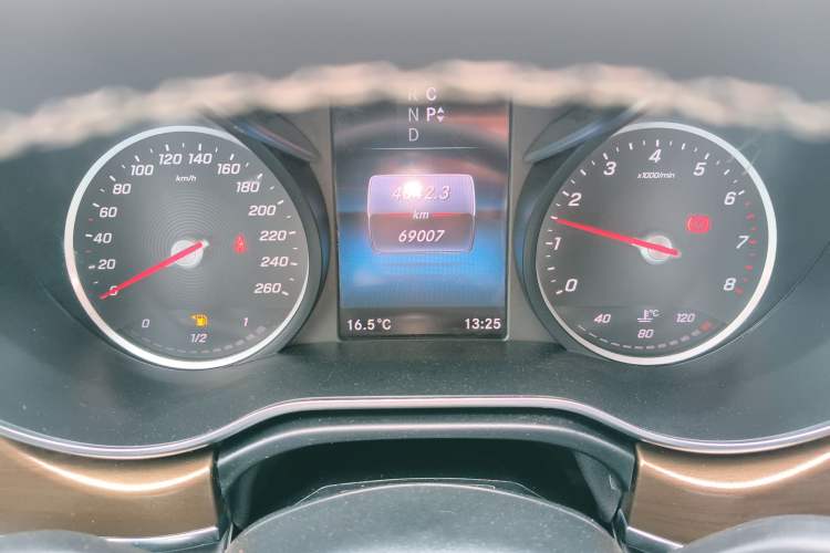 Used Mercedes-Benz V-Class 2022 V 260 L Long Wheelbase Prestige Edition Instrument Cluster