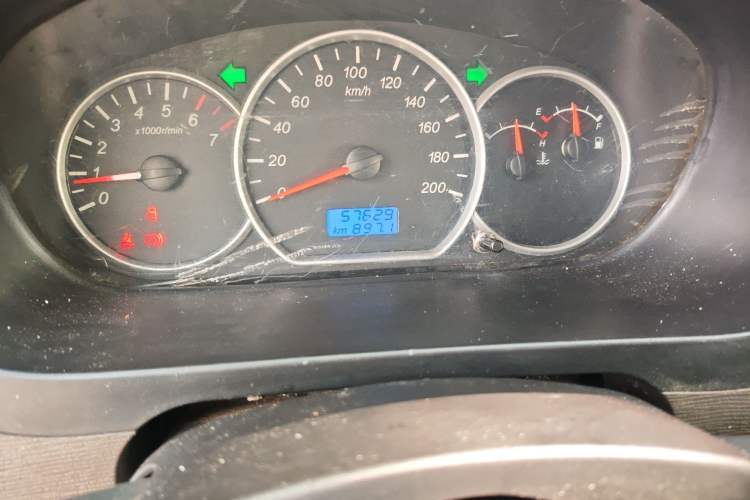 Used Wuling Hongguang 2018 1.5L Classic S Standard Model Odometer Close Up