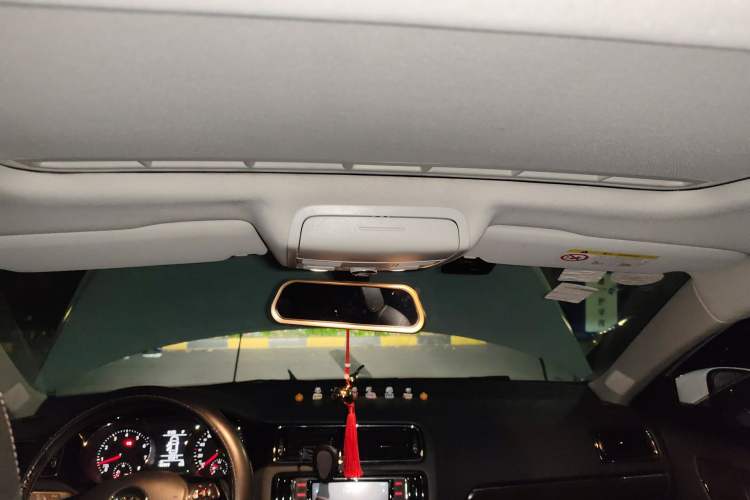 Used Volkswagen Sagitar 2017 230TSI Automatic Luxury Edition