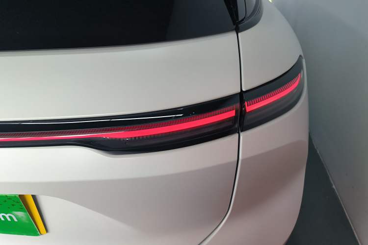 Used Nio ES6 2023 75 kWh
