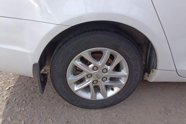 Used Geely Auto Emgrand 2017 Sedan Million Edition 1.5L Manual Luxury Model