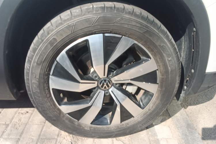 Used Volkswagen Tayron 2021 330TSI Two-Wheel-Drive 3rd Anniversary Limited Edition Exterior 1