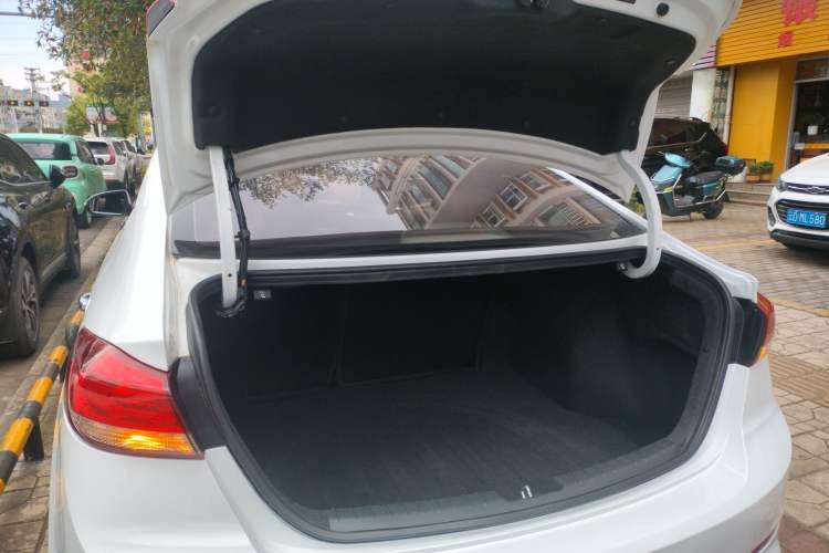 Used Hyundai Elantra (6th Generation / Lingdong) 2019 1.5L CVT ZhiXuan – Elite Version