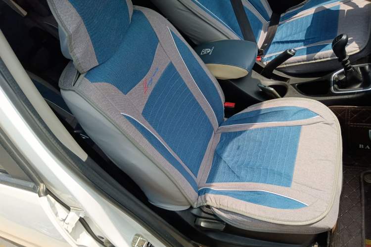 Used Baojun 730 2021 1.5L Manual Fashion Version 7 Seats Right Front Seat