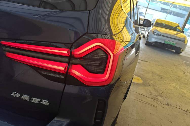 Used BMW iX3 2022 Leading Model
