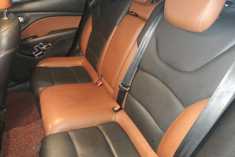 Used Fiat Viaggio 2015 1.4T Automatic Jingxiang Edition
