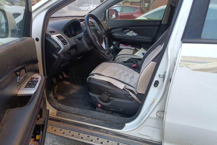 Used BYD S6 2014 1.5TI Manual Luxury 5-Seater