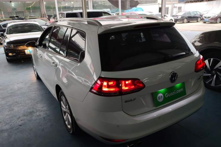 Used Volkswagen Golf (Import) 2015 1.4TSI Comfort Travel Edition
