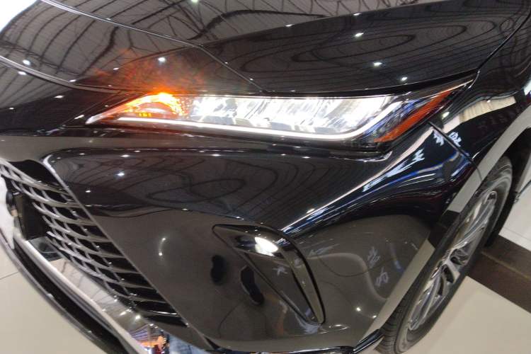 Used Toyota Venza 2023 2.0L CVT Two-Wheel Drive Luxury Edition Left Front Headlight