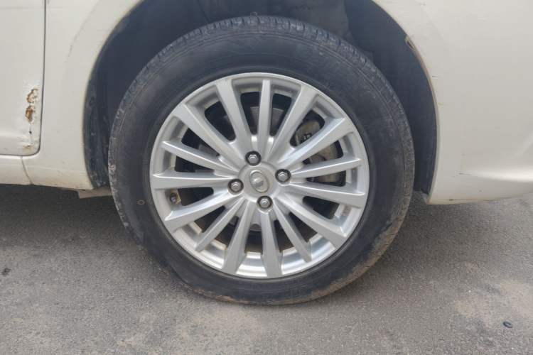 Used Great Wall C30 New Energy 2017 EV Enjoyment Model Right Front Wheel Hub