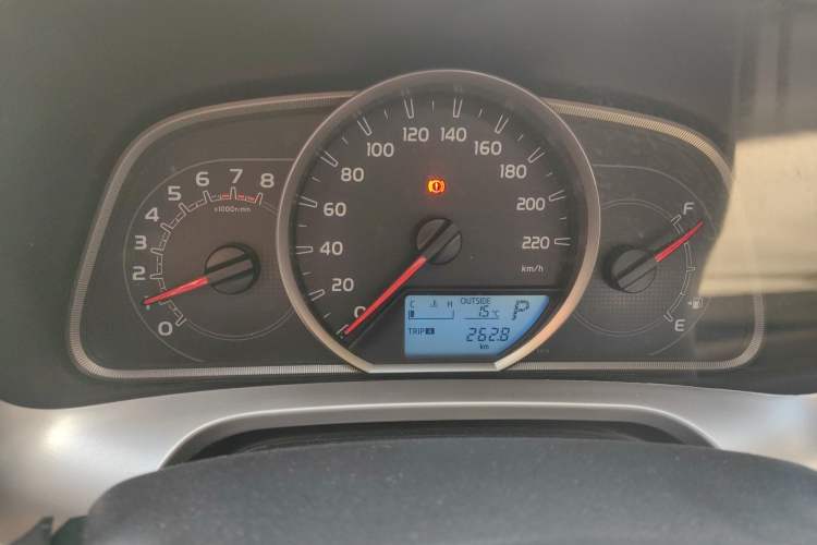 Used Toyota RAV4 2015 2.0L CVT Two-Wheel Drive Fashion Edition Instrument Cluster