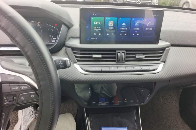 Used Dongfeng Aeolus Yixuan GS 2020 230T Automatic Yueyu Version Audio And AC Panel