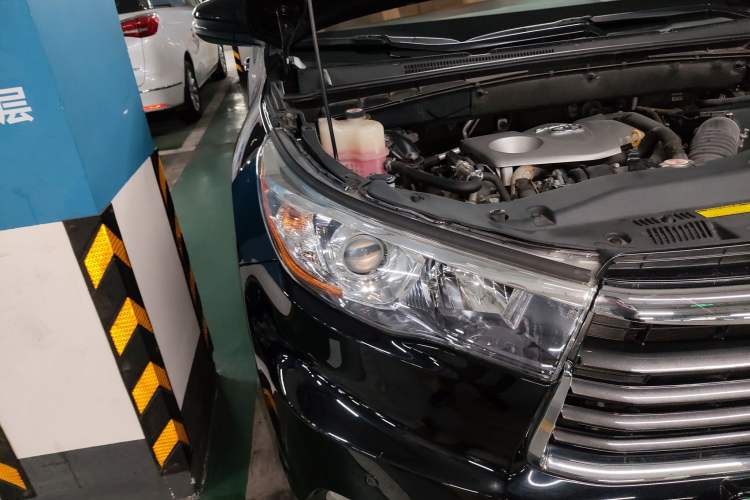 Used Toyota Highlander 2017 2.0T Four-Wheel Drive Luxury Edition 7 Seats
