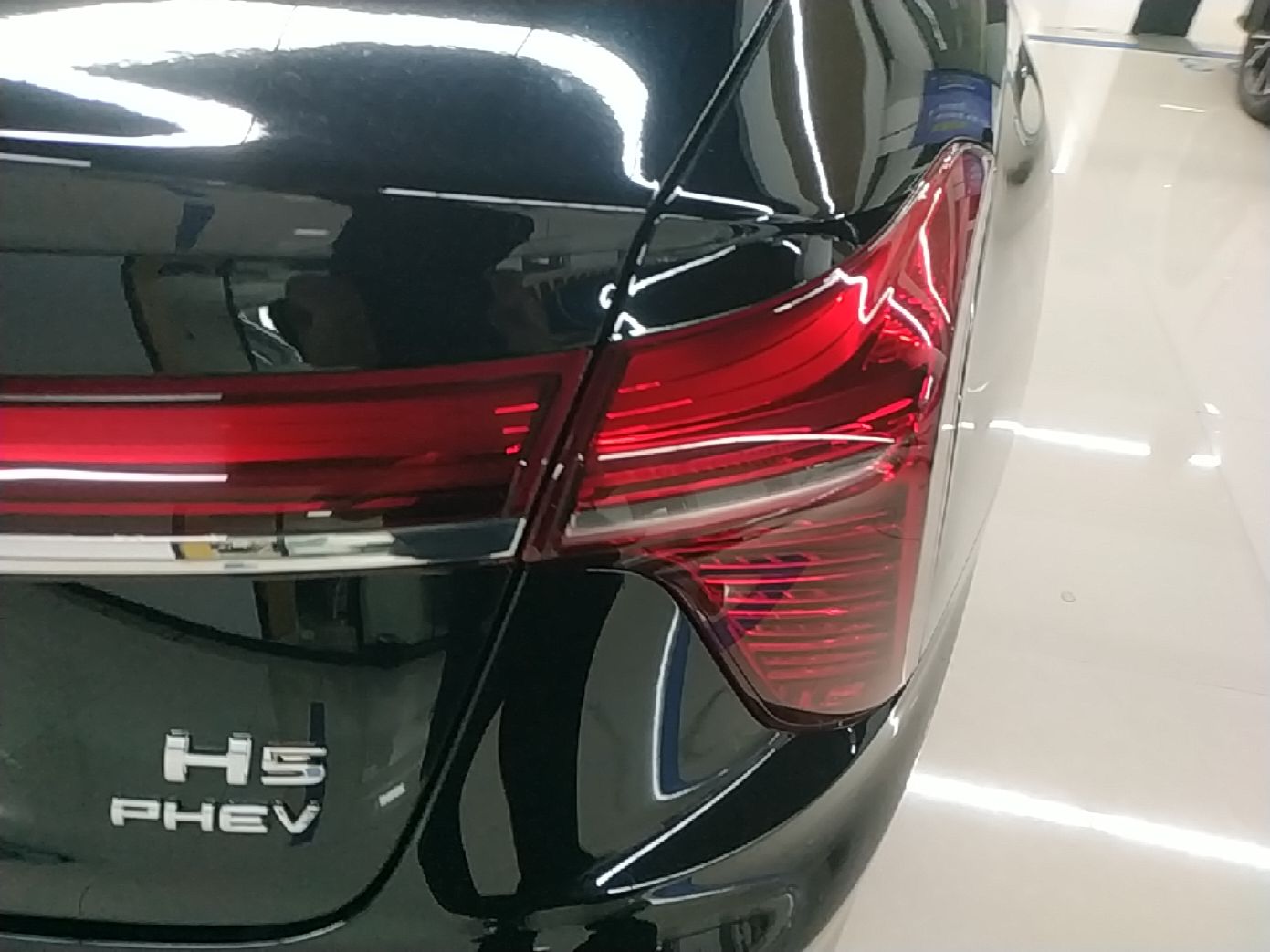 Hongqi H5 PHEV 2025 170 Super Hybrid Version — снимка 9