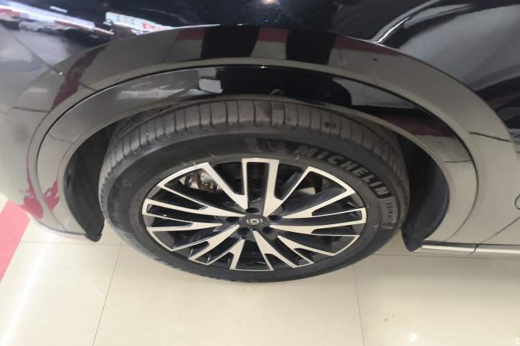 Used CHANGAN NEVO Q07 2025 215 Flagship PLUS Left Front Wheel Hub