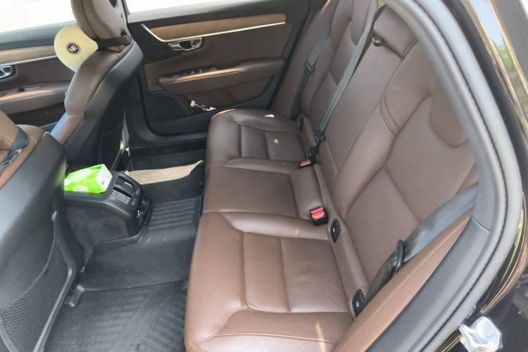 Used Volvo S90 2022 B5 Zhiyi Luxury Edition
