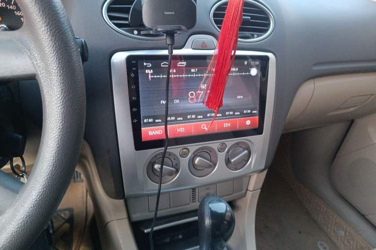 Used Ford Focus 2012 Hatchback Classic 1.8L Automatic Fashion Edition
