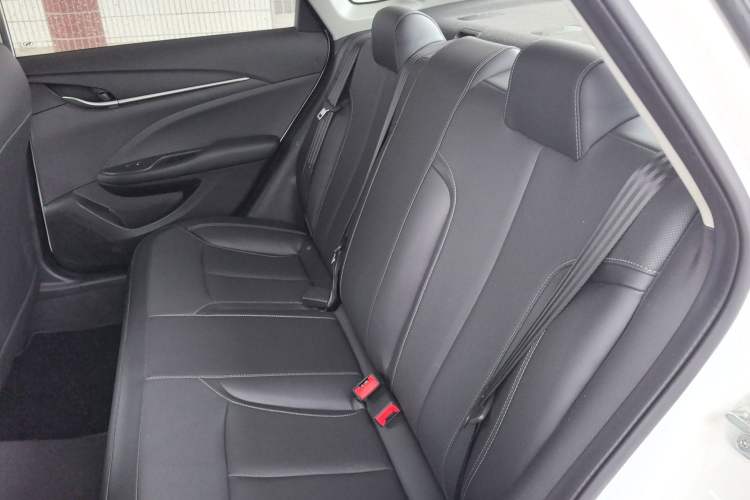 Used Buick GT 2021 Revised Version Flagship 1.5L Automatic Elite Edition Left Rear Seat