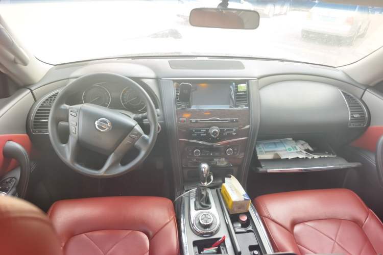 Used Nissan Patrol  Center Console
