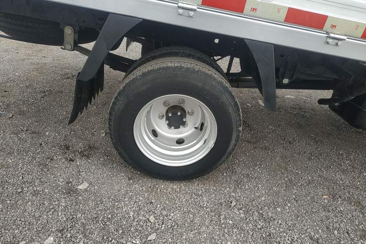 Used Dongfeng Xiaokang D52 2019 1.5L Revised Base Version with Dual Rear Wheels National Emission Standard VI DK15
